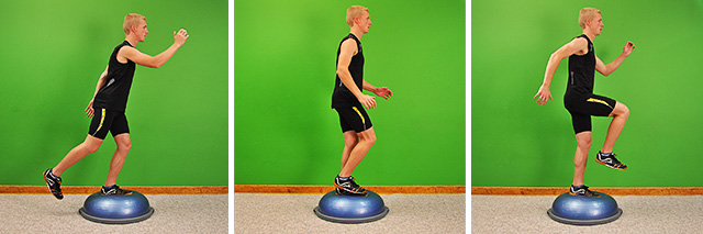 Imitace pohybu pro klasický poskok – na bosu (balanční desce), pohled z boku