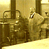 (4 ze 4) Laboratoř Levena v Rockefellerově Institutu – tuto používal pro destilační účely.
