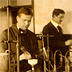 Levenova laboratoř s některými z jeho studentů: (zleva doprava) W. Jacobs, D. Slyke, G. Meyer (1909).