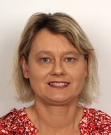 Official photograph doc. Mgr. Markéta Munzarová, Dr. rer. nat.