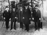 1919 – Versailles – skupina německých zástupců na mírové konferenci