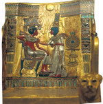 Opěradlo Tutanchamonova zlatého lvího trůnu