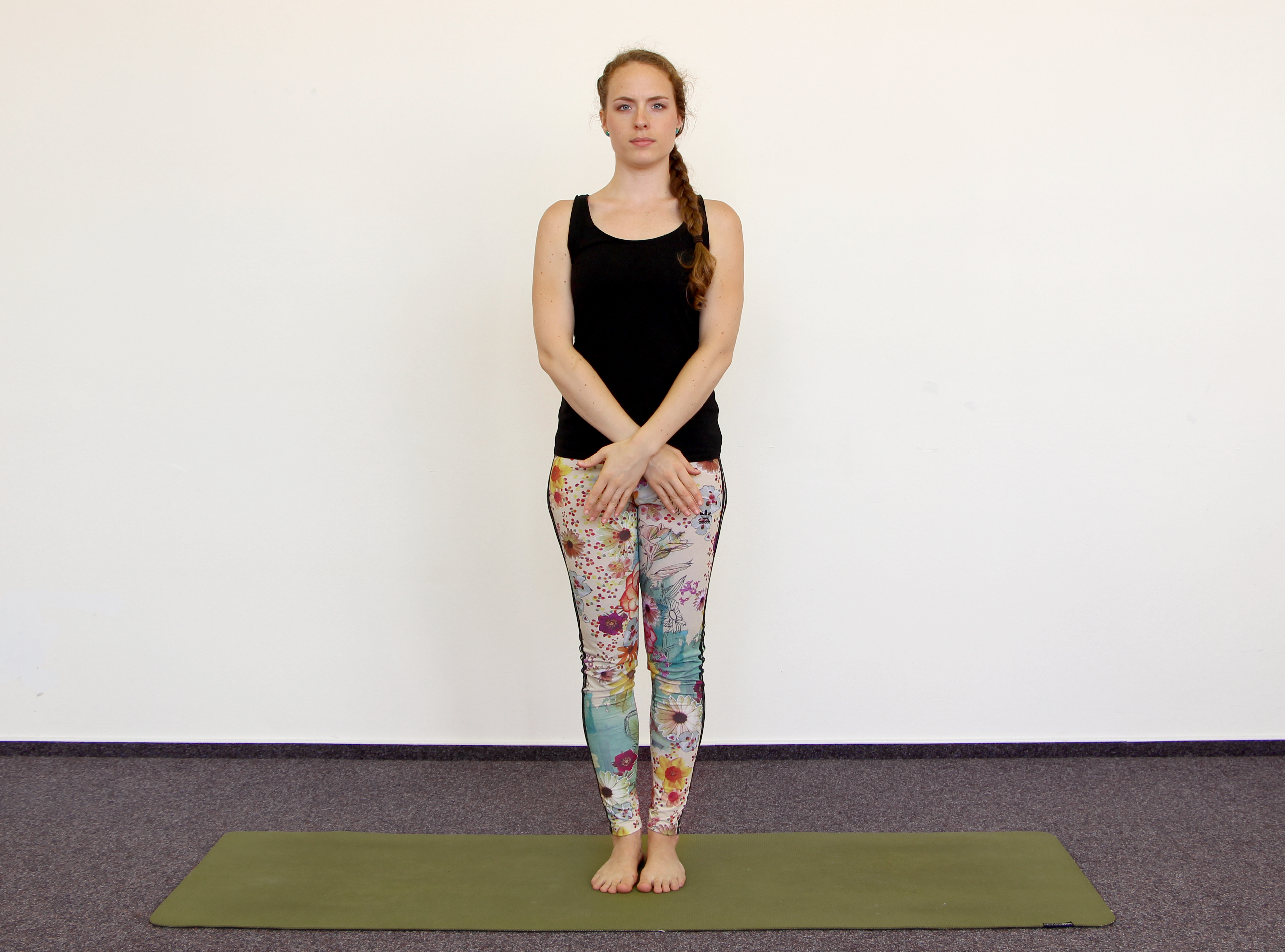 Chair Squat Pose (Utkatasana) Instructions & Photos • Yoga Basics
