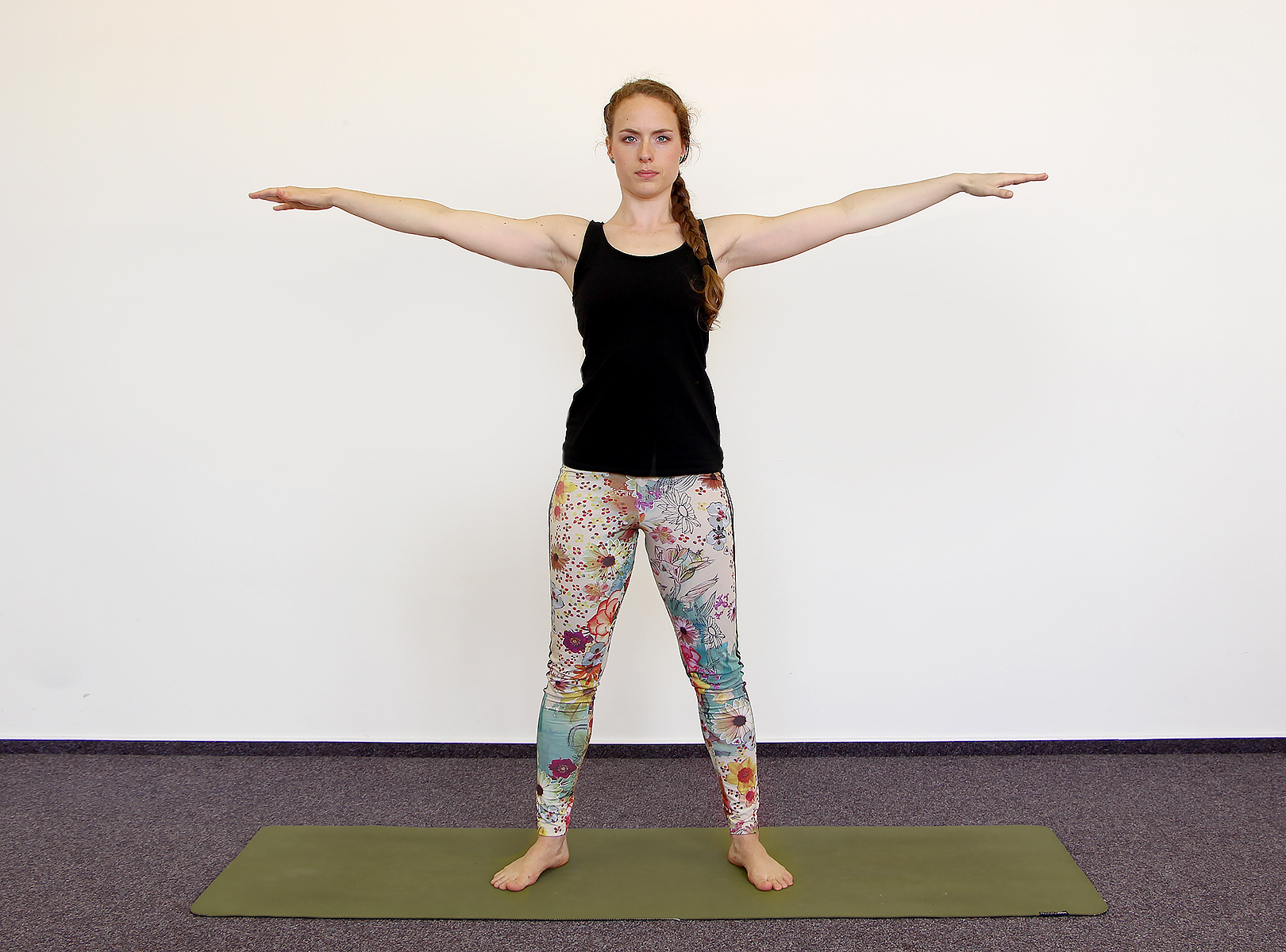 7 Revitalizing Yoga Poses to Try at Your Standing Desk – FluidStance
