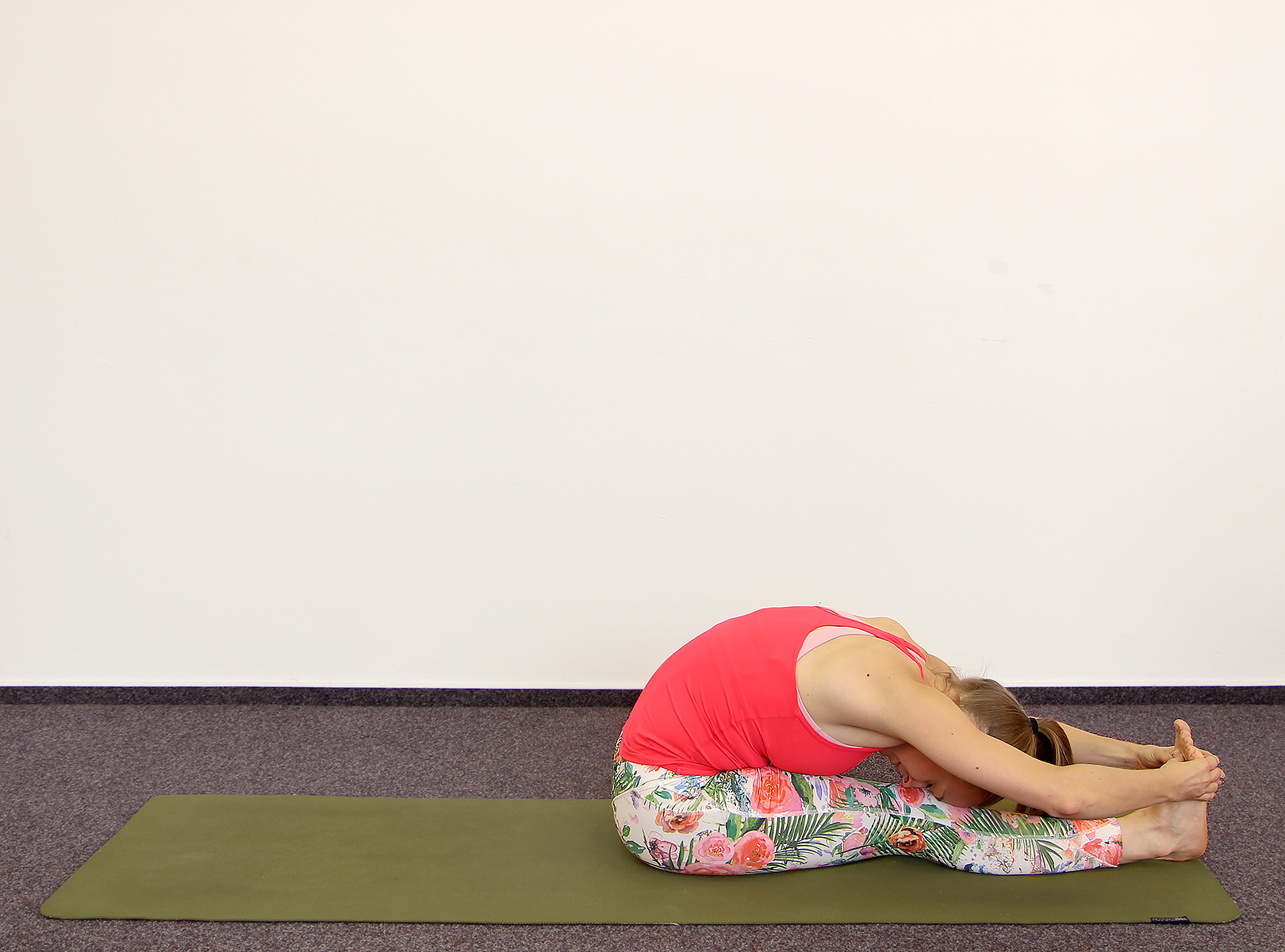 Yoga Poses That Can Provide Relief From Constipation | Metropolis TruHealth  Blog
