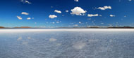 Jezero Lake Gairdner je třetím největším jezerem Austrálie.