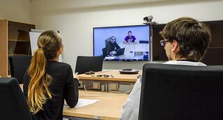 Videokonference, jedna z možností využití moderních sítí